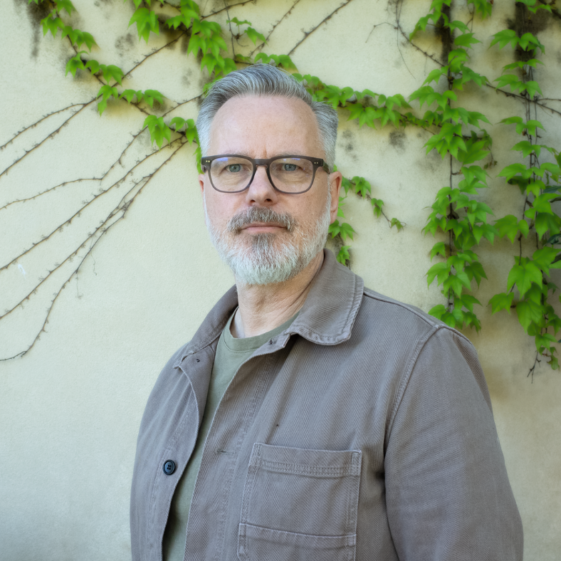 Ledarskap i AI-omställningen: Dags för chefen att sätta sig i skolbänken?